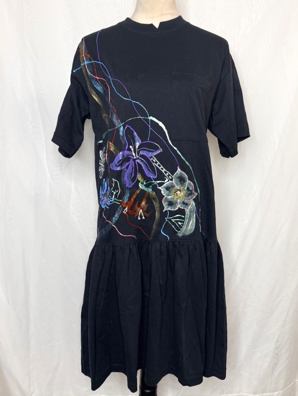 90’s Vintage Wearable Art Floral Drop Waist T-Shirt Dress
